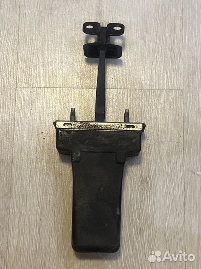 Ограничитель двери задний Saab 9-3, Cadillac BLS