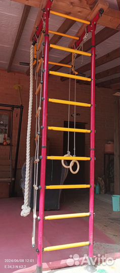 Спортивная детская стенка