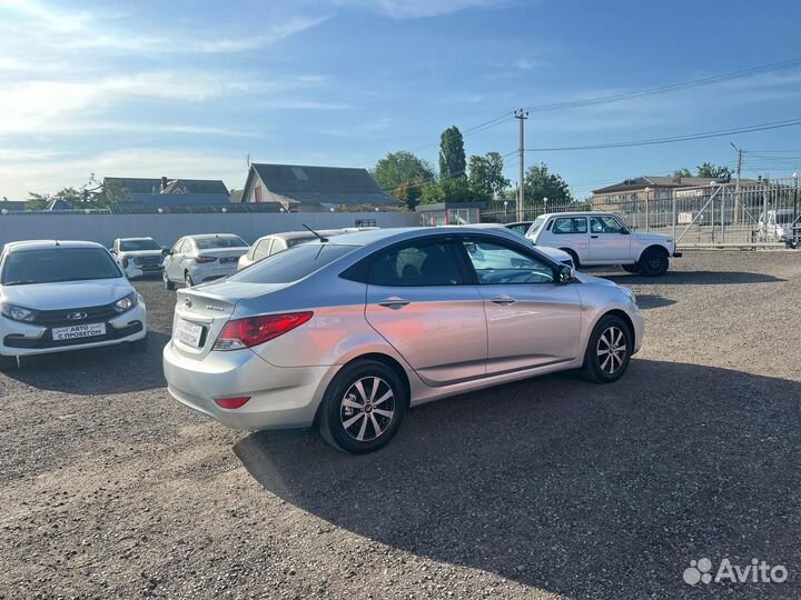 Hyundai Solaris 1.4 МТ, 2012, 123 300 км