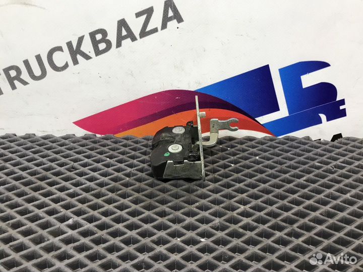 Замок инструментального ящика Iveco Stralis