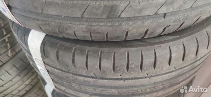 Nokian Tyres Hakka Black 2 235/50 R18