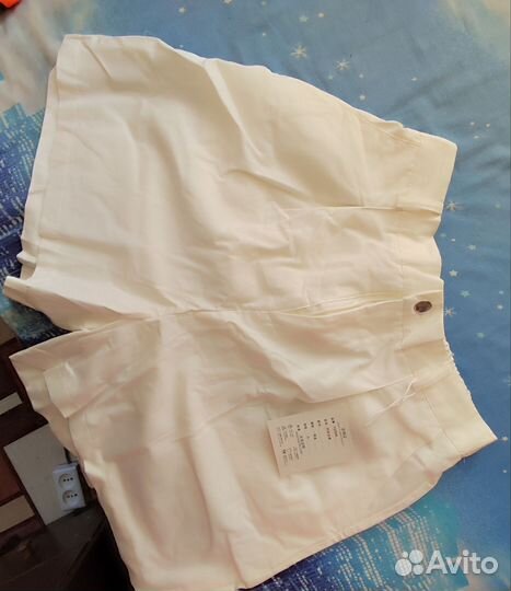 Шорты женские белые 48, 50, 52 размер