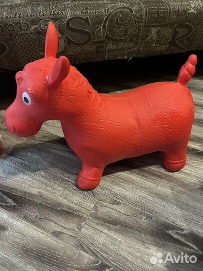 Лошадь качалка