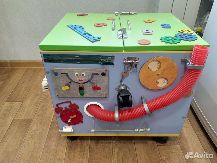 Бизикуб на колесах