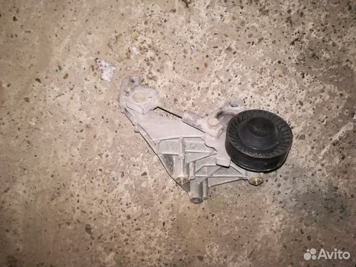 Натяжитель генератора Лада Калина, Гранта, Датсун