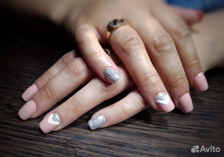 Маникюр с покрытием гель-лаком, наращивание
