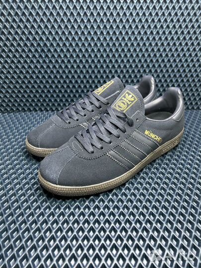 Кроссовки adidas munchen navy замшевые 44