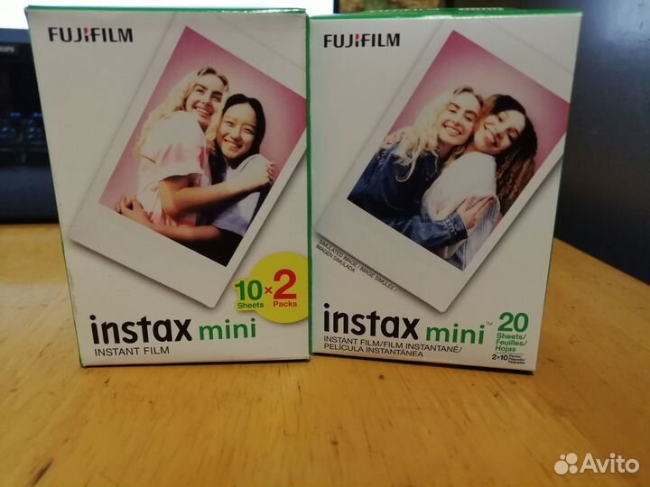 Фотоаппарат Fujifilm Instax mini 12 белый + 40 кар