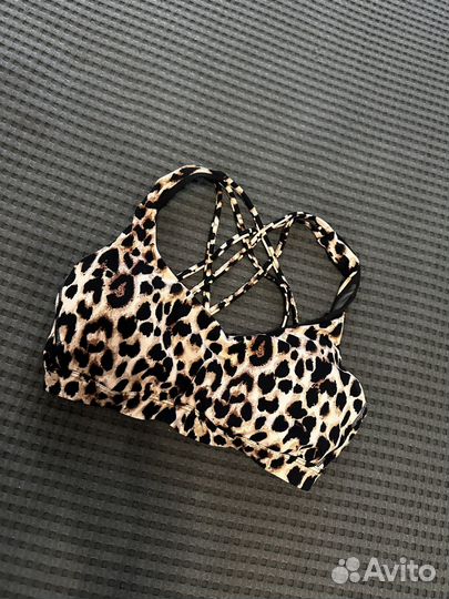 Костюм для фитнеса женский