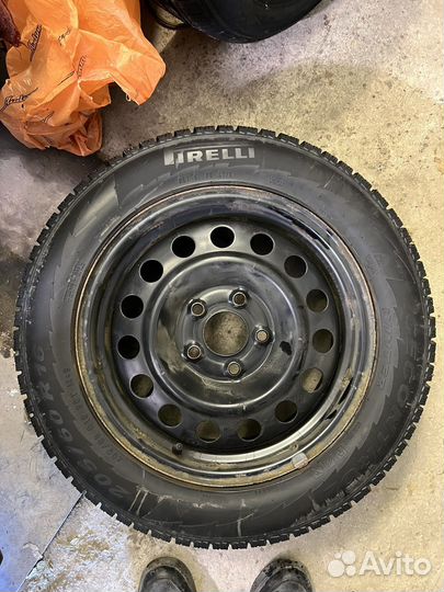 Pirelli Winter Ice Control 205/60 R16