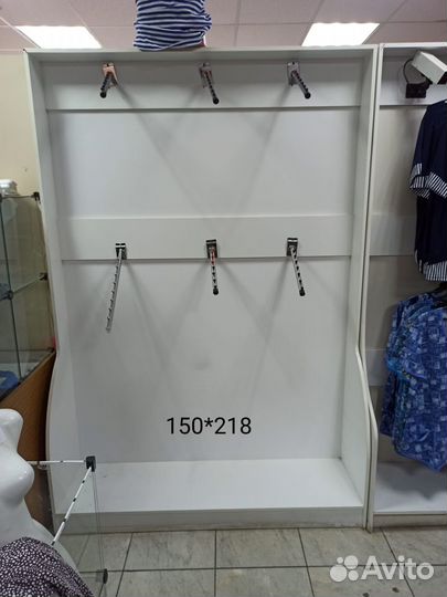 Шкаф для одежды витрина