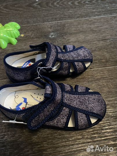 Обувь для садика