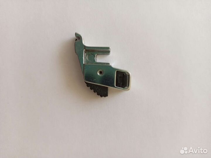 Держатель лапок для швейных машин Brother