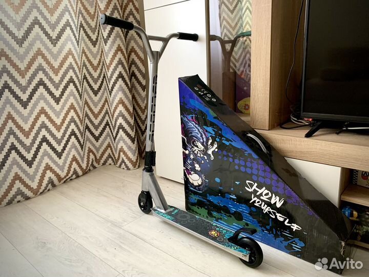 Трюковый самокат sport