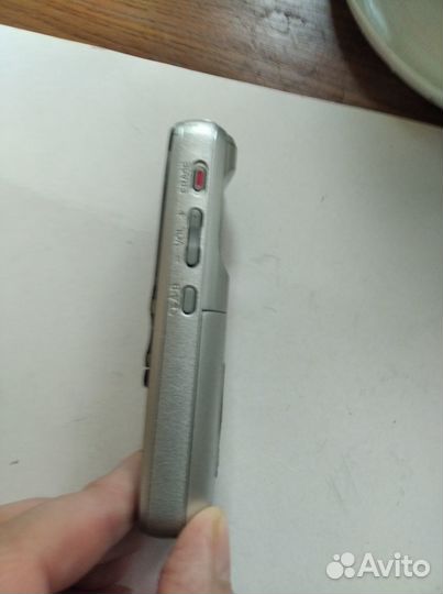 Диктофон sony (mini ) Телефон Philips кнопочный