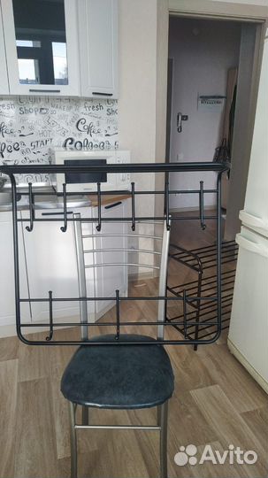 Подставка для обуви и вешалка