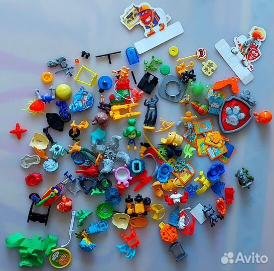 Игрушки из киндера