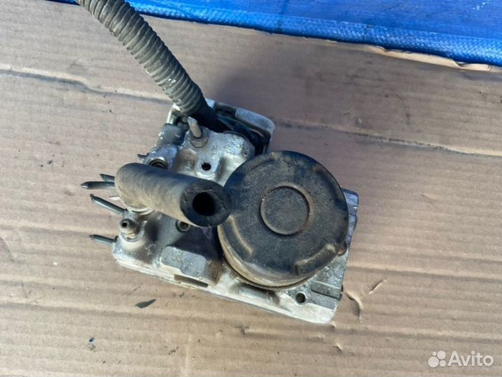 Блок abs Lexus Is300 XE10 3 2003