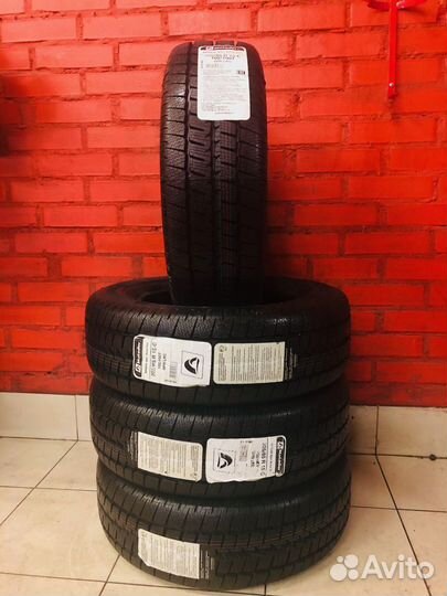 Matador MPS 530 Sibir Snow Van 205/65 R15 102T