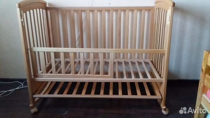 Кроватка