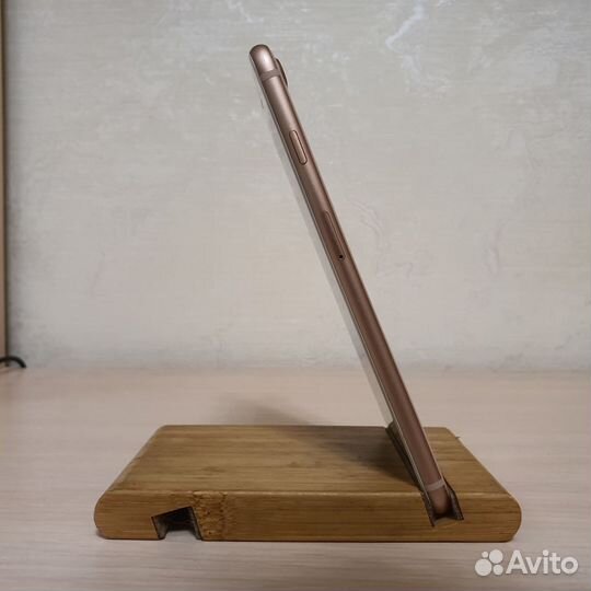 iPhone 8 Plus, 64 ГБ