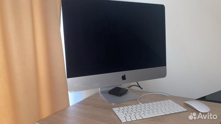 Apple iMac Retina 4K, 21.5