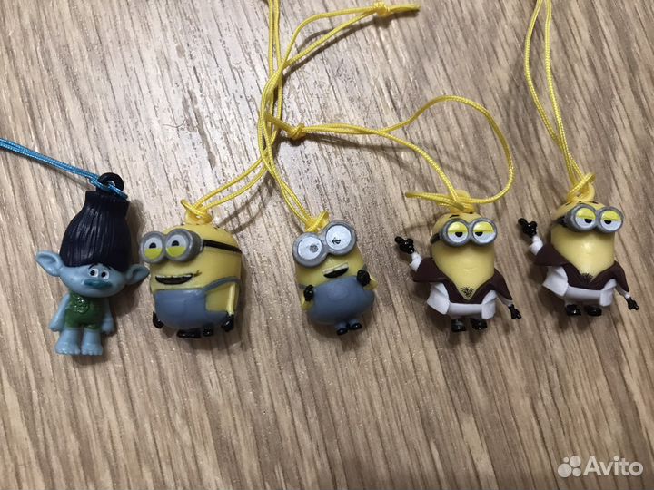 100 Игрушек Киндер сюрприз