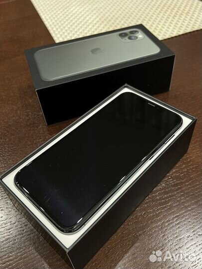 iPhone 11 Pro, 256 ГБ