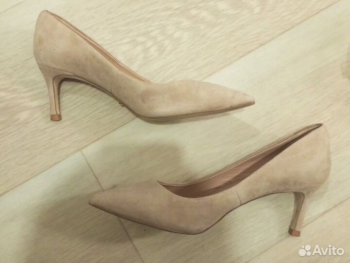 Туфли женские на каблуке