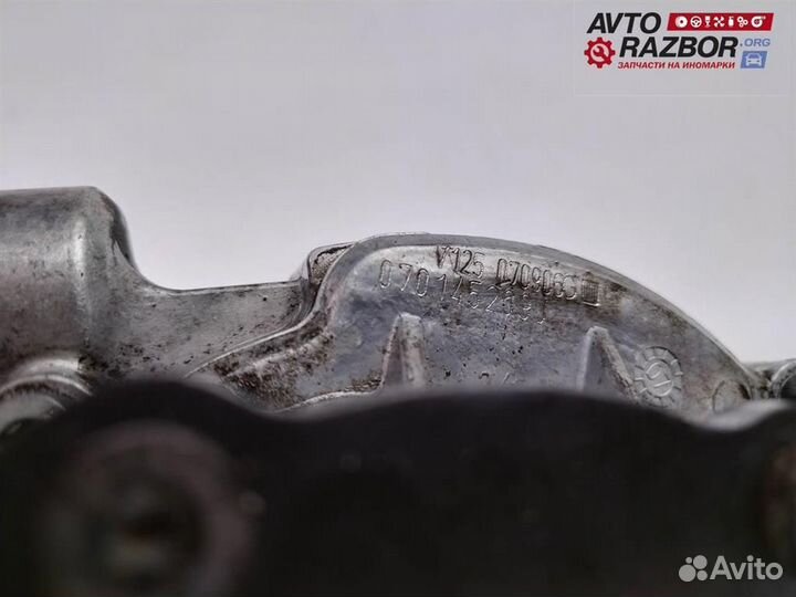 Насос вакуумный VW Touareg 2002-2010