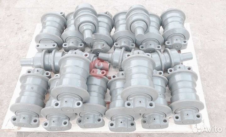 Каток поддерживающий Doosan 200105-00002C