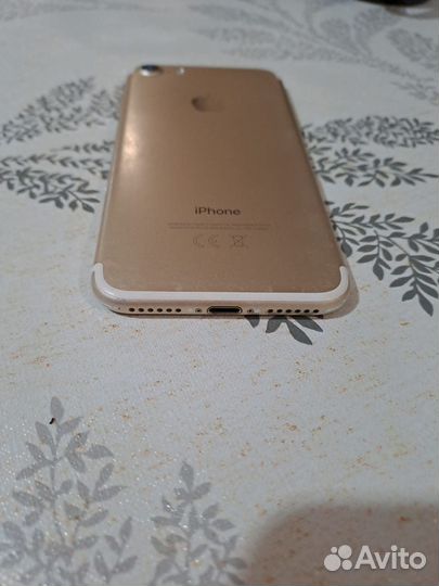 iPhone 7, 32 ГБ