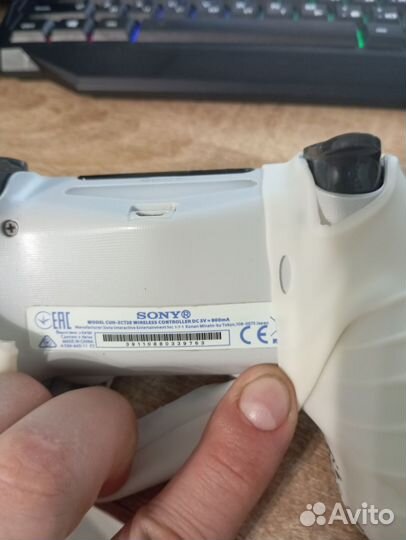 Геймпад и зарядка sony dualshock 4