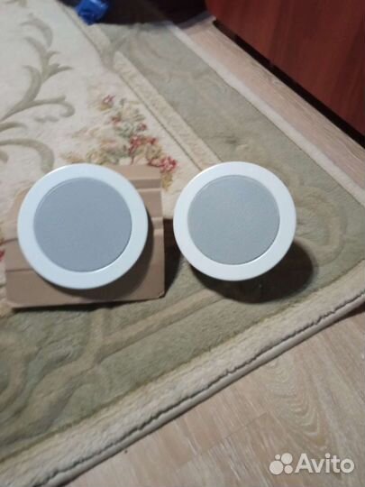 Колонка врезная потолочная