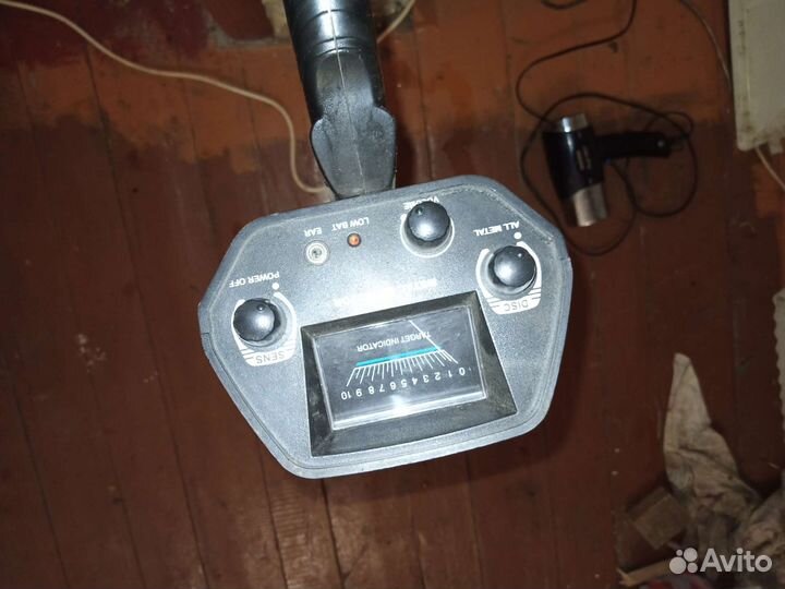 Продам металлоискатель