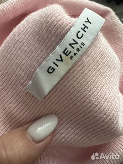 Шапка givenchy