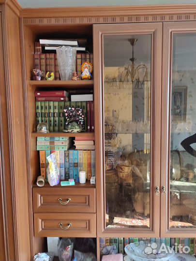 Стенка в гостиную