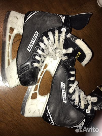 Хоккейные коньки bauer