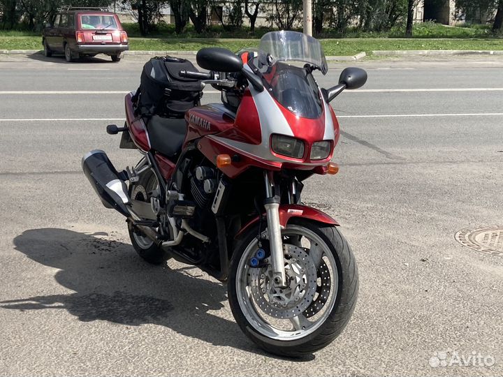 Yamaha FZS 600 Fazer