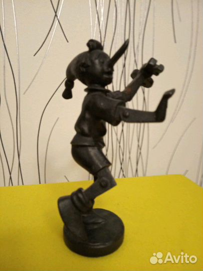 Каслинское литьё буратино