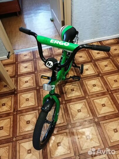 Детский велосипед 16