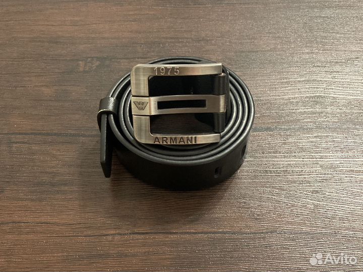 Ремень кожаный Armani новый