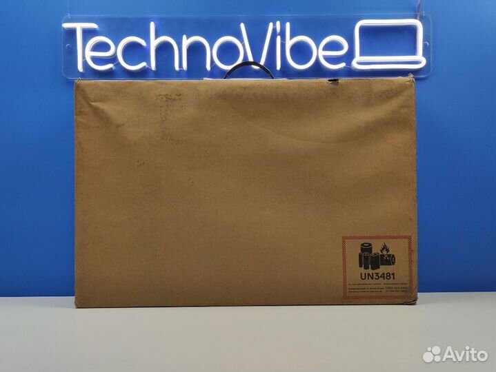 Dell Alienware m18 (2023) R9-7845HX,4070,32GB,1TB