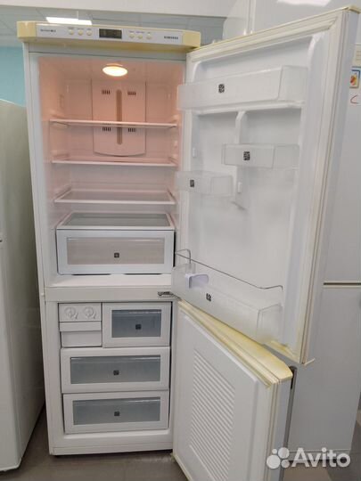 Холодильник бу Samsung No Frost