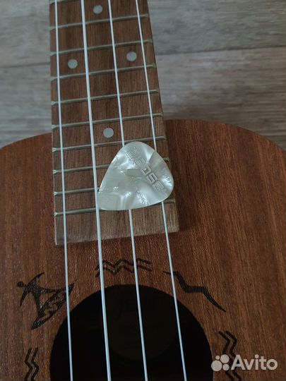 Укулеле flight nuc 310 + аксессуары