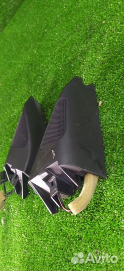 Пищалки передние пара в сборе передние Volkswagen