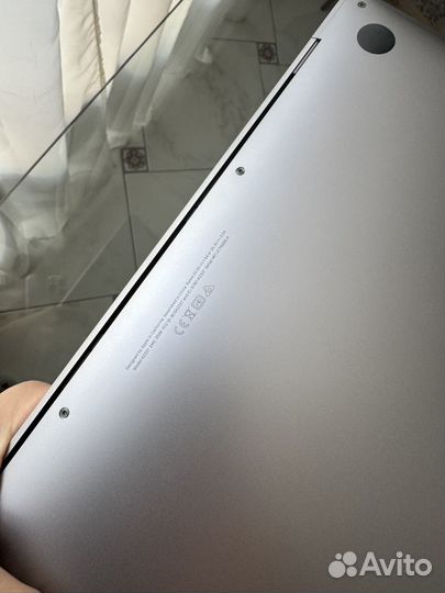 Apple macbook air 13 2020 m1