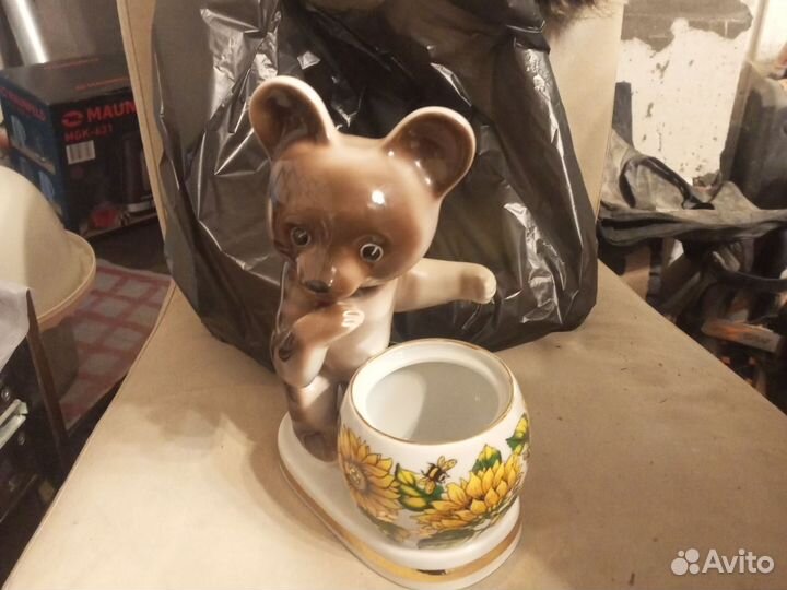 Медведь фарфор