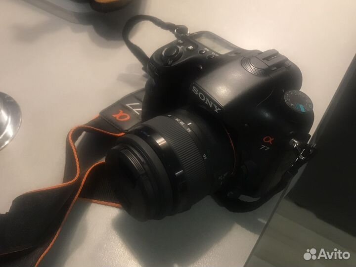 Зеркальный фотоаппарат sony A77