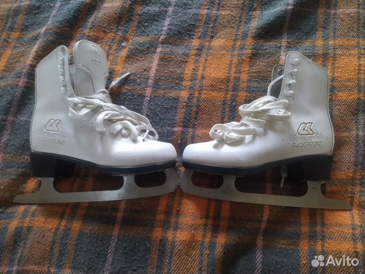 Коньки фигурные детские 33 размер